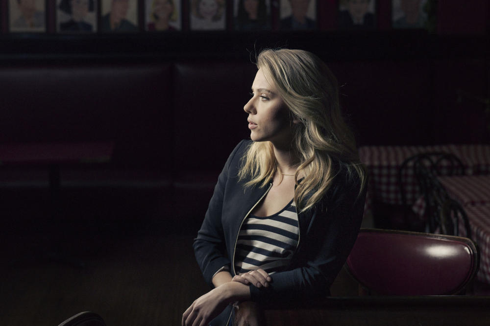 SKARLET JOHANSON KRILA OD JAVNOSTI DA JE U DRUGOM STANJU! UDAVALA SE ČAK TRI PUTA: Važi za NAJPLAĆENIJU glumicu!