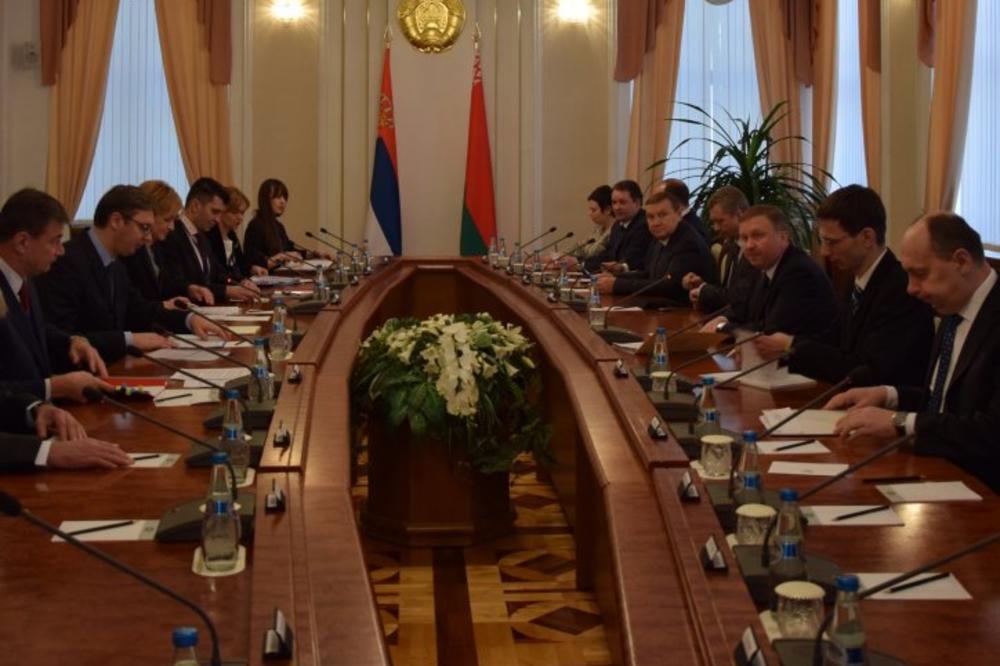 VUČIĆ U MINSKU: Srbija razgovarala o nabavci veoma moćnih PVO sistema