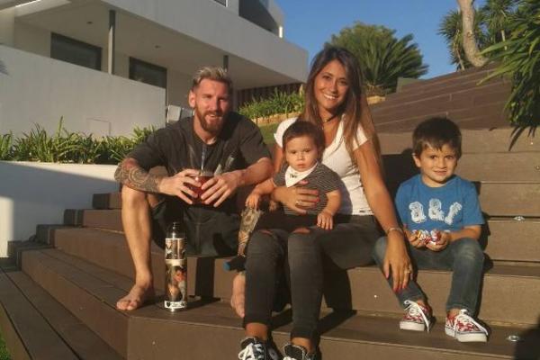 Lionel Mesi konačno staje na ludi kamen! (FOTO)