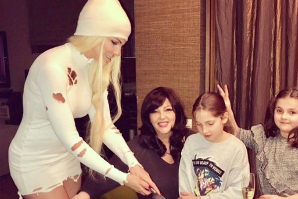 Karleuša će ZAUVEK PAMTITI ovaj ROĐ! To se zove ljubav od 30.000 EVRA! Evo koju POKLONČINU je dobila od ćerke! (FOTO)