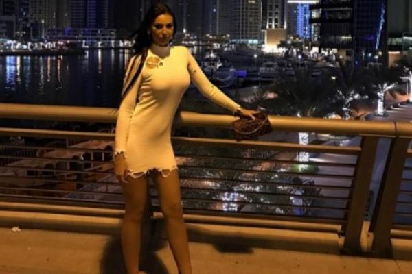 MISLILI STE DA JE KAĆA GRUJIĆ DOBRA RIBA! Njena sestra je prava BOMBA i mnogi kažu da je bar 3 puta bolja! (FOTO)