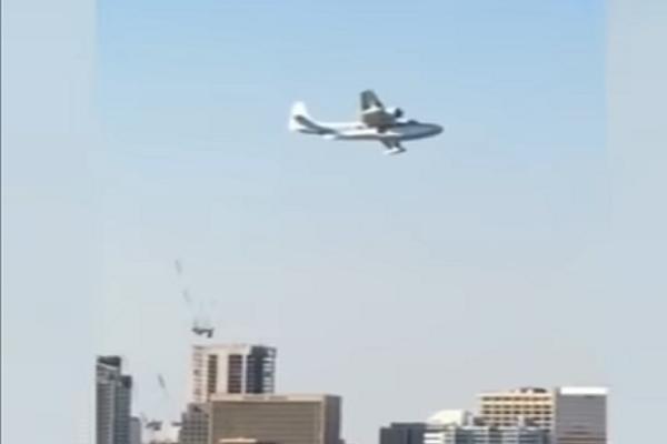 Avion se srušio tokom proslave, dve osobe poginule! (VIDEO)