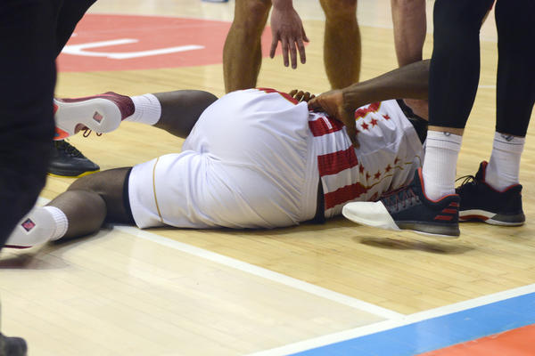 GRCI, PA ZAŠTO OVAKO? Mi ne znamo kako Dženkins posle ovoga nije pao u nesvest! (FOTO)