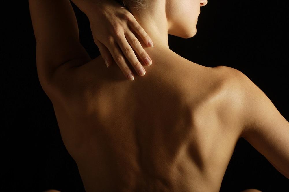 Naučnici tvrde da su nudisti mnogo srećniji! (FOTO) (GIF)