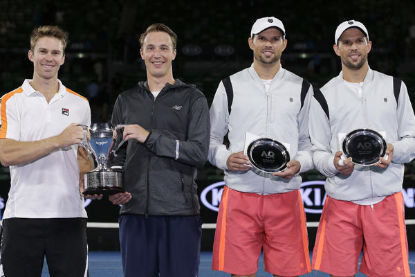 Legende su pale! Kontinen i Pirs razbili braću Brajan! (VIDEO)