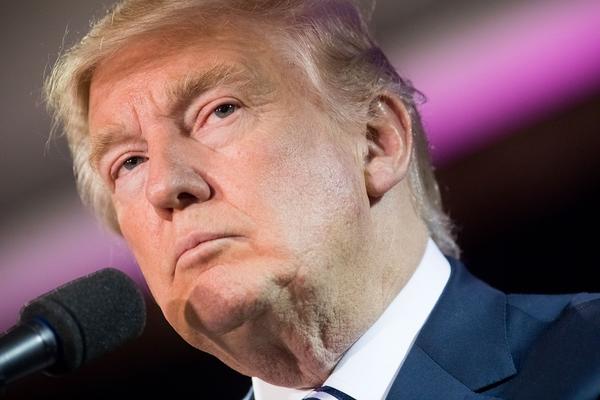 OBEZVREĐENI TRAMP NA NIKAD VEĆEM DNU, NA SUĐENJU DOBIO NOŽ U LEĐA OD 6. LJUDI, A LISU ĆE SANJATI NOĆIMA: Bolelo je!