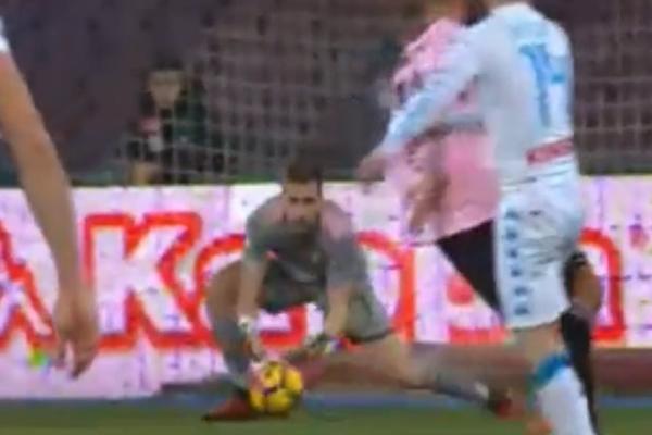 Ovoliko glup gol se ne viđa ni u beton ligama! Hrvatski golman neće smeti da se pogleda u ogledalo narednih dana! (VIDEO)