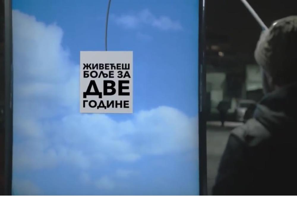 OVO JE PRVI SPOT U PREDSEDNIČKOJ KAMPANJI: Njegov moto je SVE KREĆE IZ GLAVE! (VIDEO)