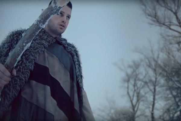 Ovaj detalj u Cecinom spotu NIKO nije primetio, a pašćete na zadnjicu kada vidite o čemu je reč! (FOTO) (VIDEO)