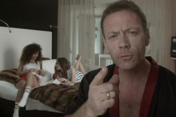 DA LI JE REALNO? Najveća svetska PORNO zvezda stiže u Beograd na FEST!