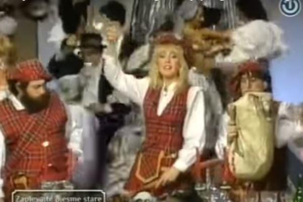 Ona je pre Brene bila u Slatkom grehu, a ONDA je OTELI na sceni i nazvali - lujka Spasa!!! (FOTO)(VIDEO)