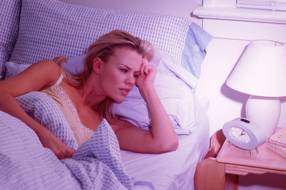 Probudili ste se usred noći i ne možete da zaspite? Ove je jedini savet koji pomaže! (FOTO) (GIF)