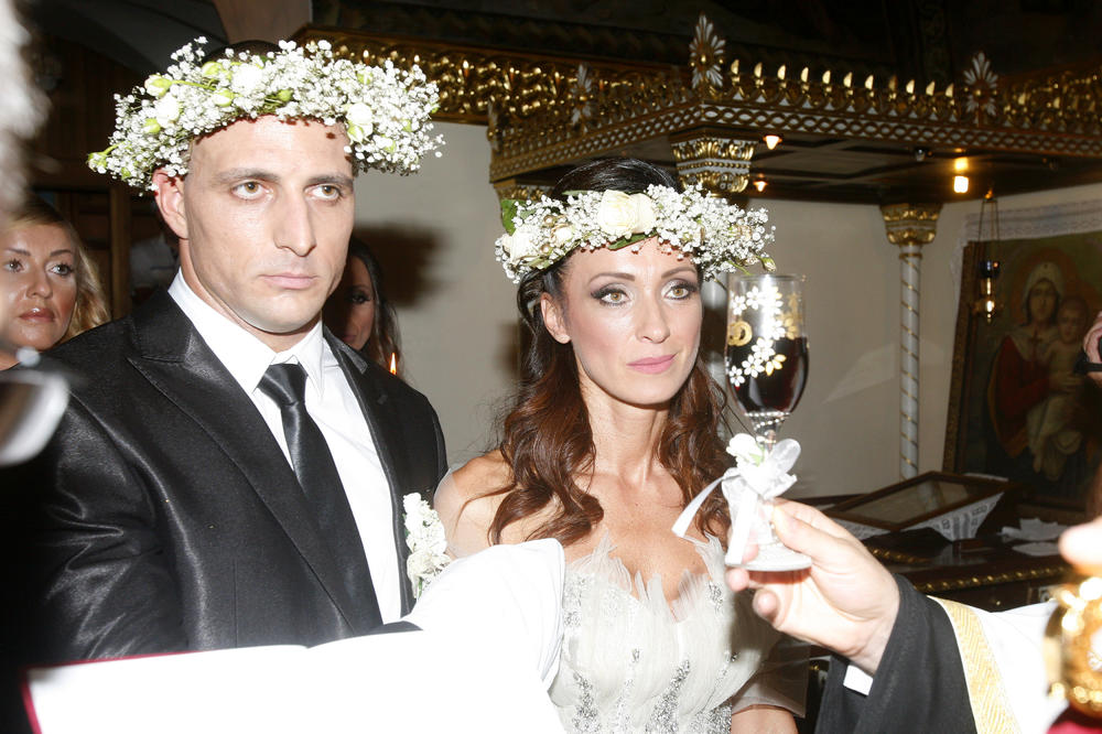 DA LI SE SEĆATE OVIH BRAKOVA? Slađa Delibašić sa žandarmom, Leontina sa Filipom, neki brakovi trajali su još kraće