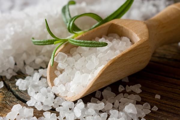 Koja je razlika između obične i himalajske soli? Koja je zdravija i zašto? (FOTO) (GIF)