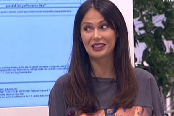 TESTIRALA SE U SOPSTVENOJ EMISIJI: Poznata voditeljka ŠOKIRALA publiku kad je otkrila... (FOTO)