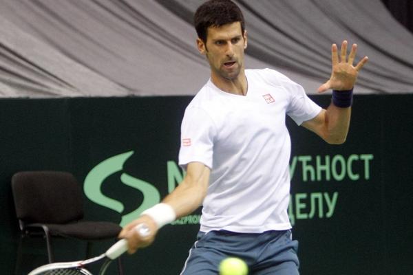 TEŽE NEGO ŠTO SE OČEKIVALO! Nole se mučio, pa kidao, pa mu je Rus predao meč! (FOTO) (VIDEO)