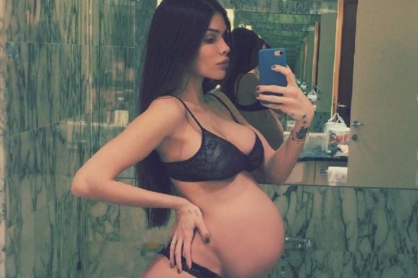 ONA JE VANZEMALJAC! Ovako izgleda Jovana samo 5 dana posle porođaja: Da li je ovo REALNO?