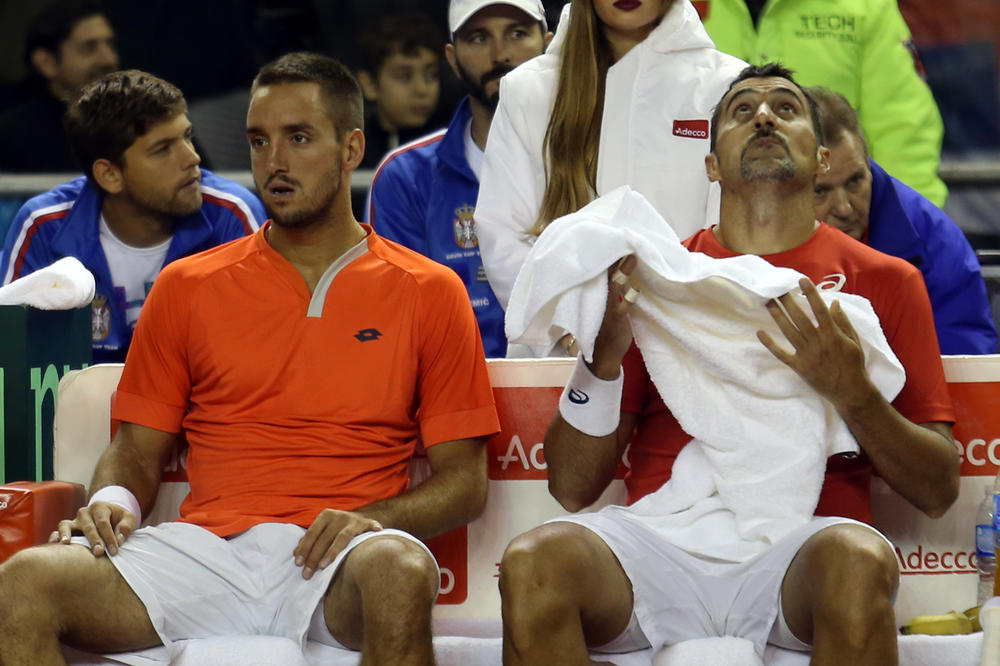POKORILA ČAIR! Zbog nje, niko u Nišu nije gledao Viktora i Nenada! (FOTO) (VIDEO)