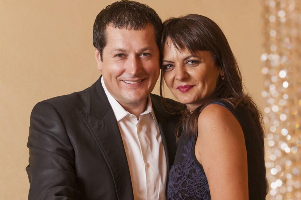 Nije ni poznavao ženu kada joj je rekao DA! Aco Pejović otkrio dugo skrivanu tajnu o svom venčanju! (FOTO)