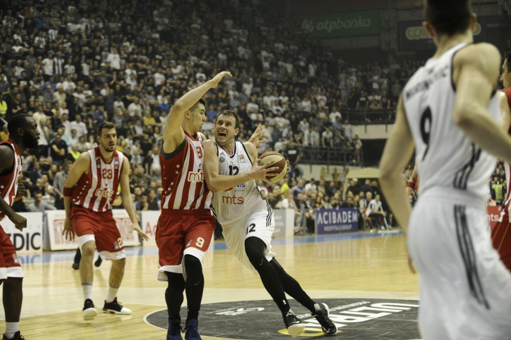 Iz Humske 1 stigla čestitka koja će dodatno ulepšati veče košarkašima Partizana