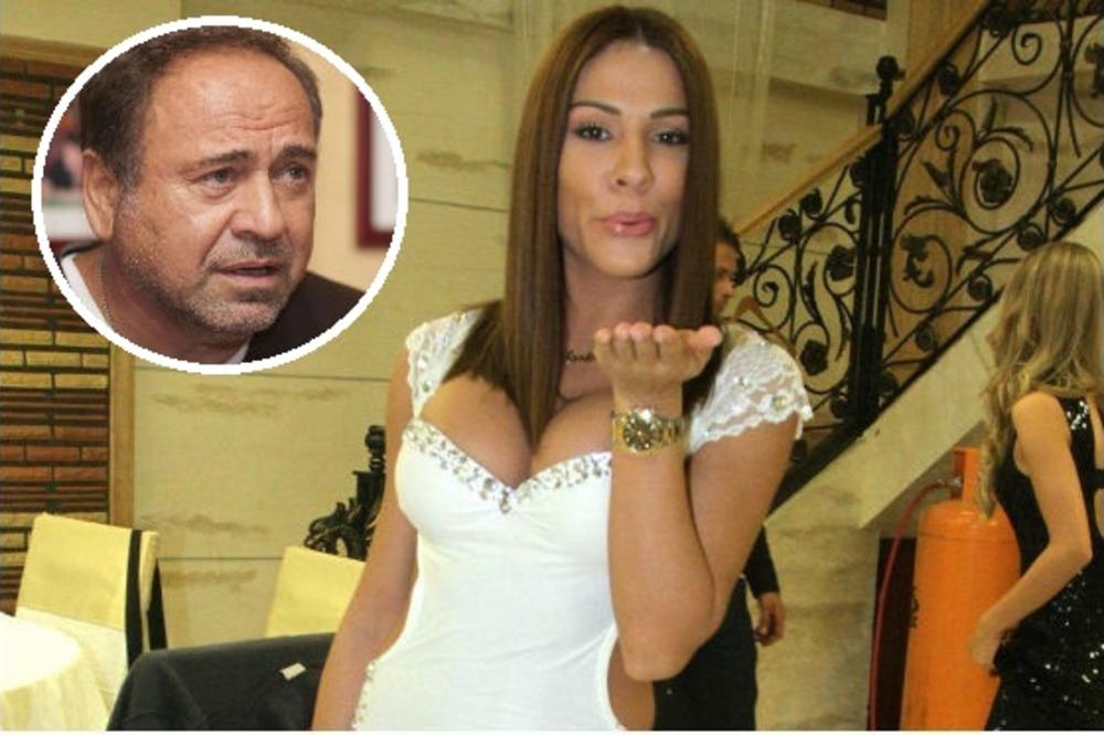 SREĆA PA NIJE NALETELA NA MARINKA: Sandra imala saobraćajku u centru GRADA i zbog parkinga...