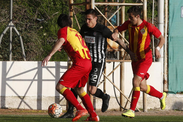 Parni valjak gazi na srpsko-brazilski pogon! Partizan razglavio Ukrajince! (FOTO) (VIDEO)