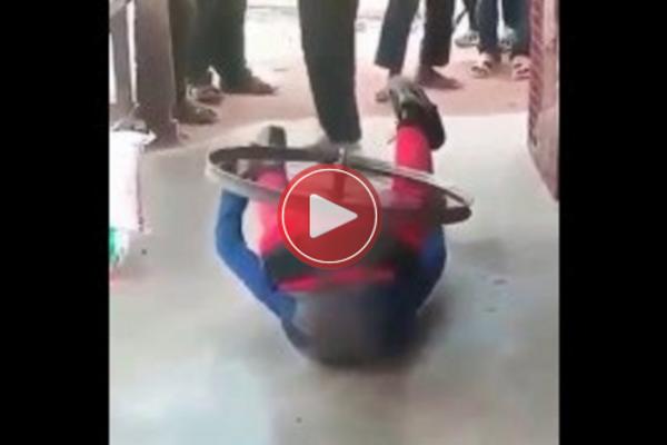 ZAŠTO SE KAŽE da se neko VRTI KO TOČAK NA DUPETU? Ovaj momak ZNA! (VIDEO)