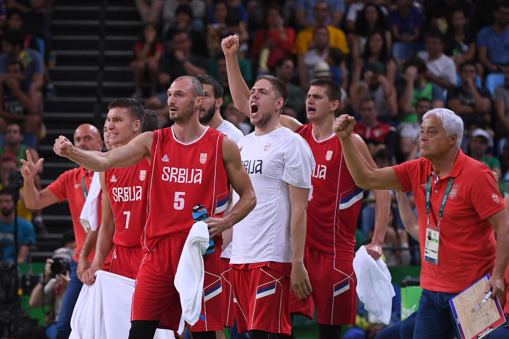 Šta je Štimac hteo da poruči ovim tvitom o Simonoviću? (FOTO)