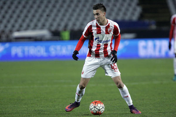 Delije, poklonite se Adžinju! ŽOGA BONITO! Ovo, bre, ne može svako! MAGIJA! (VIDEO)