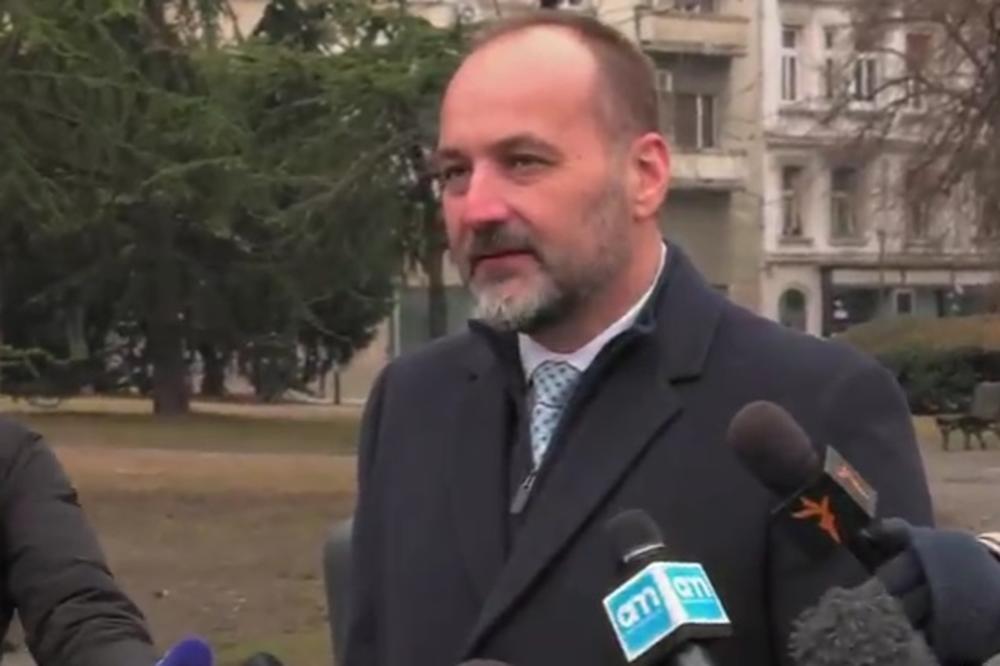 SAŠA JANKOVIĆ PODNEO OSTAVKU: Kandidujem se za predsednika da bih toj instituciji vratio smisao, a građanima osmeh! (VIDEO)