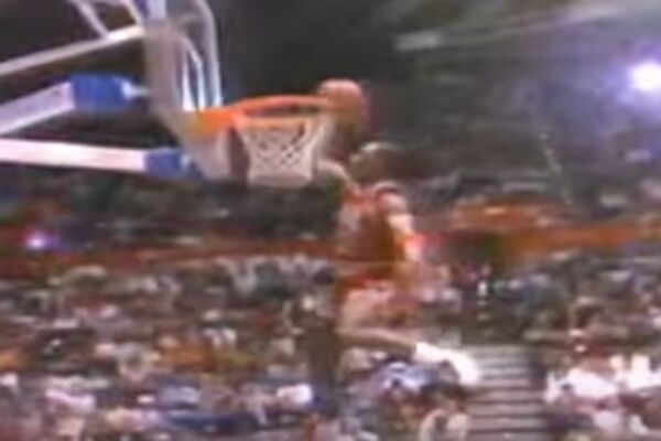 Na današnji dan poleteo je Leteći Majkl! Svi drugi su kopije! (VIDEO)