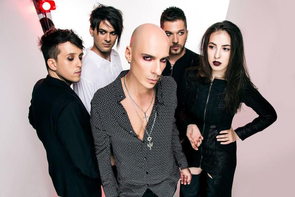 SEKSUALNE ŠLJOKICE I VELIKI TUŠ ISTINE: Joca Ajkula i Gift projektuju snove na Dan zaljubljenih (FOTO) (VIDEO)