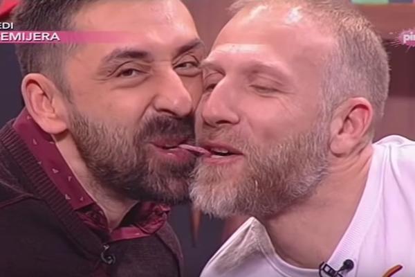 OTKRIVENA JEZIVA TAJNA AMIDŽIĆA: Da li ste primetili Ognjenov FETIŠ, evo prilike da i vi vidite UŽAS (FOTO)