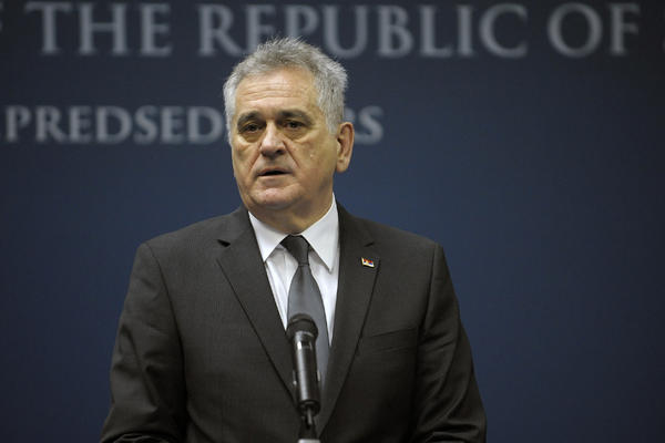 POVODOM DANA DRŽAVNOSTI: Prijem kod predsednika Tomislava Nikolića! Stigao i Vučić! (VIDEO)