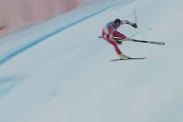 RIZIK KOJI NOSI SKIJANJE: Pao pri ogromnoj brzini, jedva ostao živ! (VIDEO)