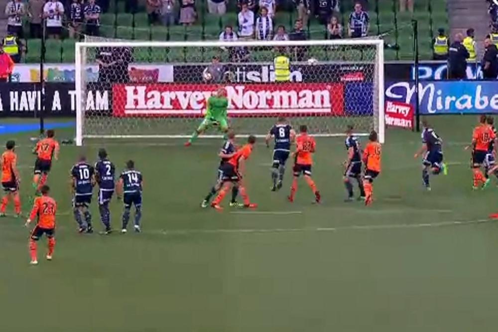 Roberto Karlos čekao 20 godina na ovakvu GOLČINU, a sada je dobio OPAKOG NASLEDNIKA! (VIDEO)