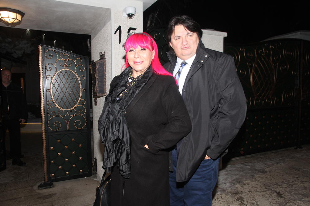 ON JE ZABORAVLJENI MUŽ ZORICE BRUNCLIK: Imaju ćerku i ne mogu da se podnesu! Ne zna se ko je koga pljuvao i gore vređao!