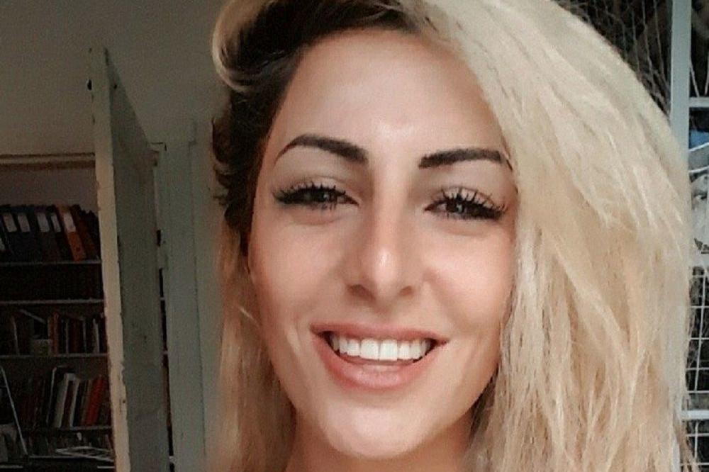 Sa samo 23 godine ova lepotica je UBILA preko 100 TERORISTA! Sada joj je glava ucenjena na MILION DOLARA! (FOTO)