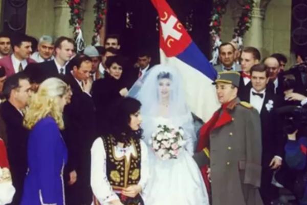 Da bi Arkan oženio Cecu morao je da traži dozvolu na mestu koje vam nikad ne bi palo na pamet! (FOTO) (VIDEO)