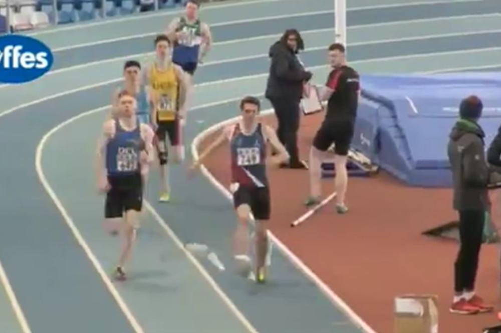 Bizarniji način da ostanete bez pobede u trci ne postoji! (VIDEO)