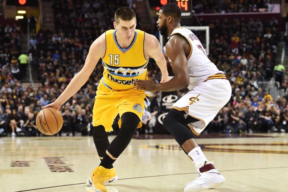 JOKIĆ RAZBIO PEJSERSE: Zatrpavao koš Indijane, skakao, asistirao... A na kraju je i REŠIO UTAKMICU! (VIDEO)