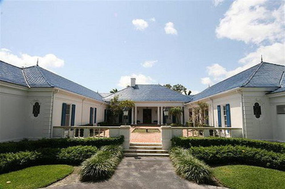 NIJE NI ČUDO ŠTO MU SE VRATILA LIMA: Ovo je RASKOŠNI DOM Marka Jarića u Majamiju! (FOTO)