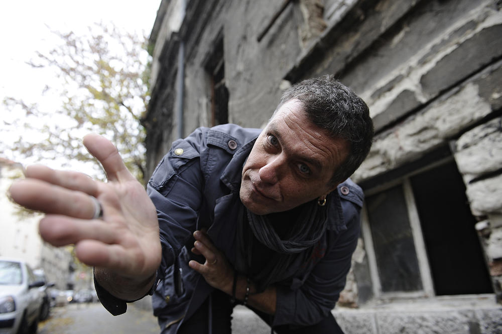 NJU NIKADA NISTE VIDELI U JAVNOSTI! Ovo je žena Đuleta Van Goga i izgleda kao MILION DOLARA! (FOTO)