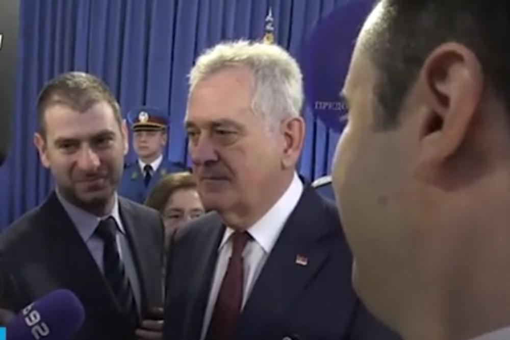 BOŽE ZDRAVLJA! Zagonetan odgovor NIKOLIĆA na pitanje je li odustao od kandidature (VIDEO)