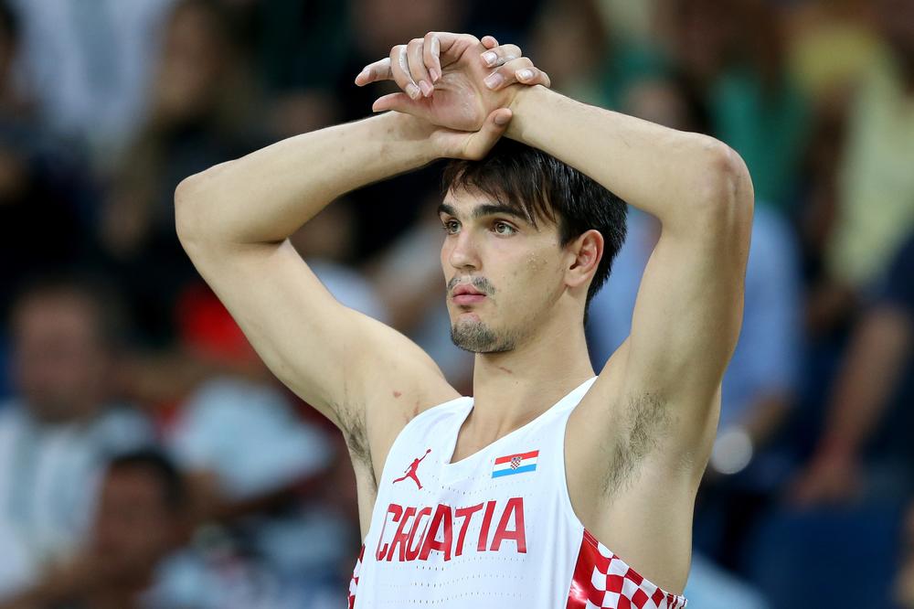 Darija Šarića sačekao pakao u Hrvatskoj! Čak ga se i rođeni otac odrekao preko novina! (FOTO)