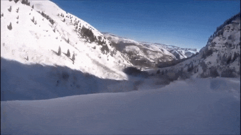 Hteo da zabeleži svoj ski-spust, a snimio PAD U PROVALIJU! (VIDEO)