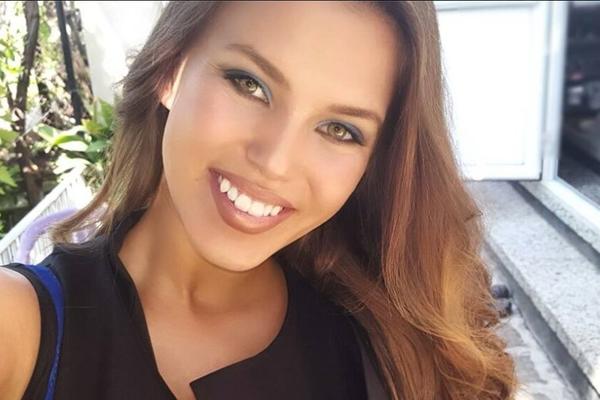 Najlepša žena fudbalski sudija se fotkala skroz gola i slika je procurela! Sada Evropa bruji o njoj! (FOTO) (18+)