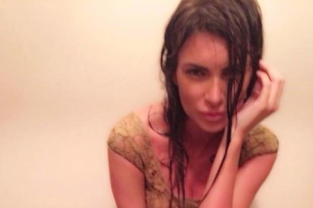 HVALILA SE SA MELANIJOM TRAMP, PA JE PROZIVALA DA JE SELJANKA: Ovako sada izgleda SEKSI bivša žena Šarića!