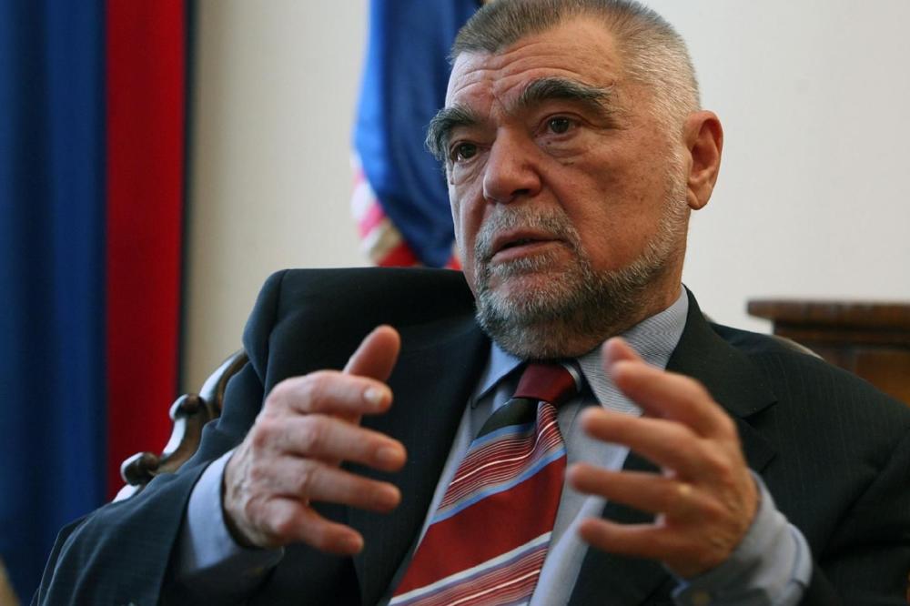 Mesić doživeo incident u Makedoniji! Sudar u Skoplju!