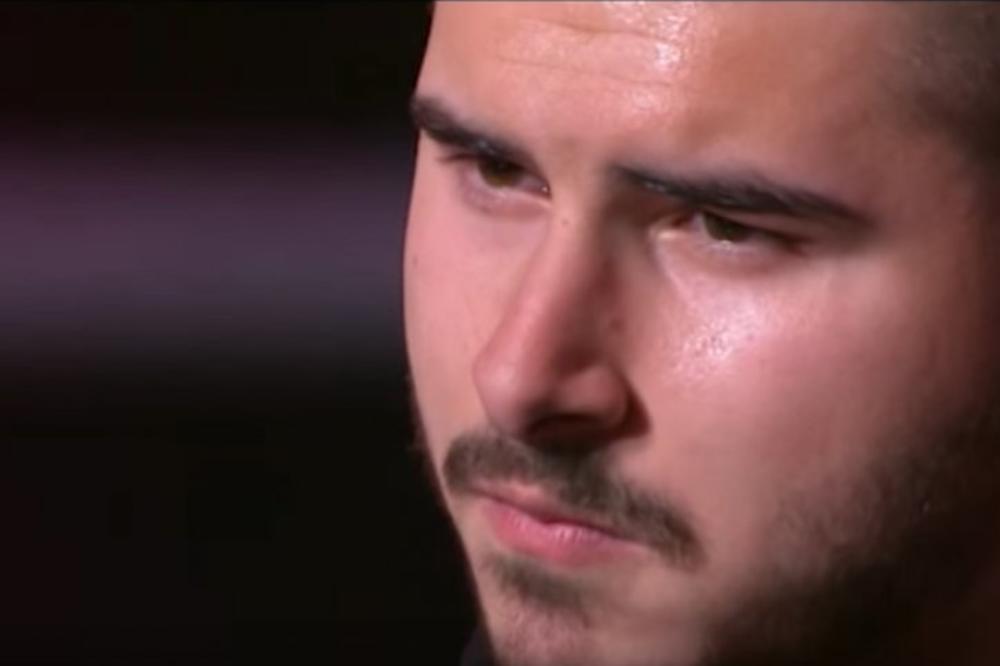 JOŠ JEDNA POTRESNA PRIČA IZ TALENTA: Kada sam začet, otac je...Takmičar počeo da plače i nije nastavio nastup (VIDEO)